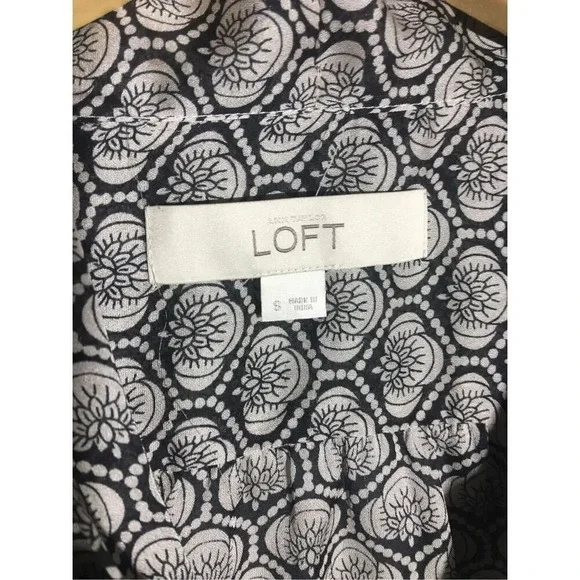 Womens Loft Blouse Flowy Sheer Tie Front Business Work Date Night Career - Picture 2 of 5